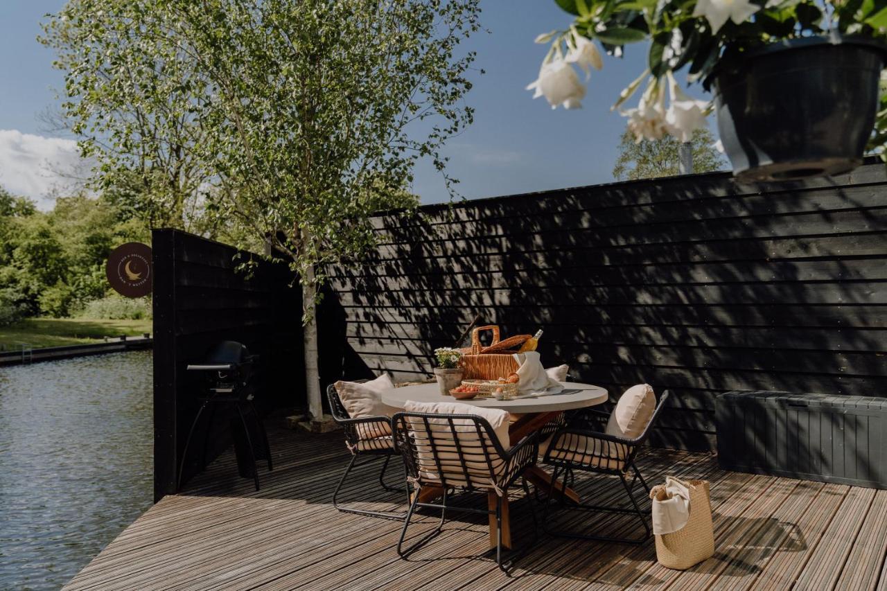 B&B Oan'T Wetter Dokkum Ngoại thất bức ảnh