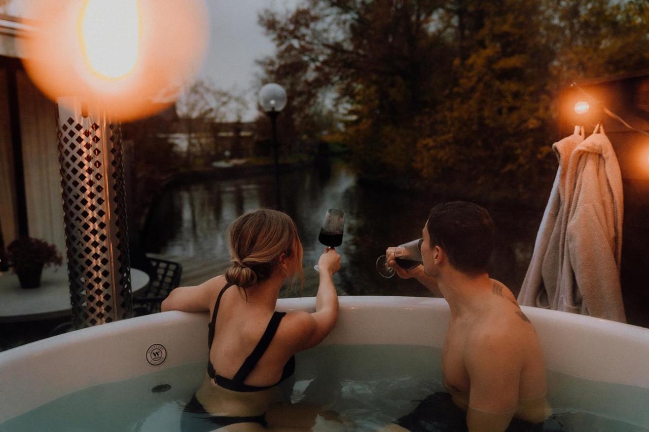 B&B Oan'T Wetter Dokkum Ngoại thất bức ảnh